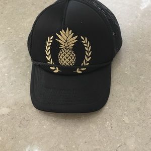 Metallic Gold Trendy Pineapple Cap!